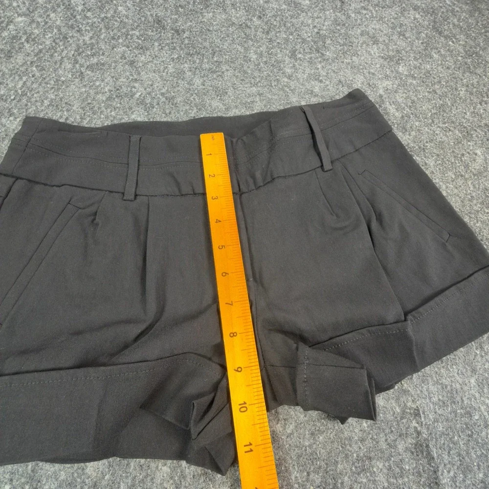 My Michelle Dress Shorts NWT Womens 9 Black Cuffed Trouser Stretch